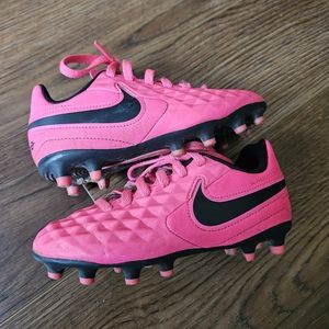 Little Girls Nike Tiempo Cleats
